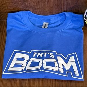 Unisex Large T-shirt with white Branded logo